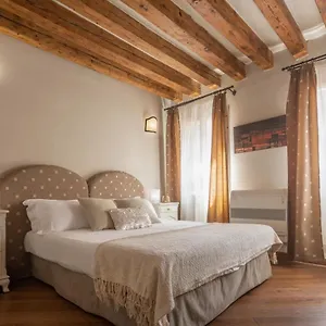 Appartamento Corte Contarina San Marco R&r, Venezia